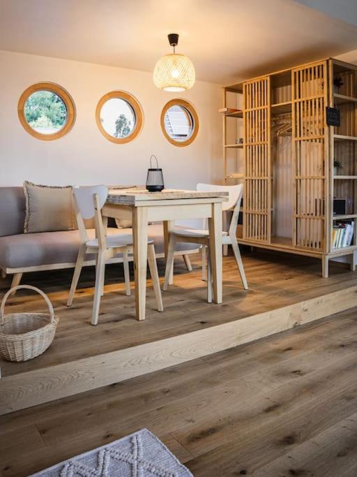 Вилла Wohnwagon Paul - Autarkie Erleben! - Tiny House Oberschneiding Экстерьер фото